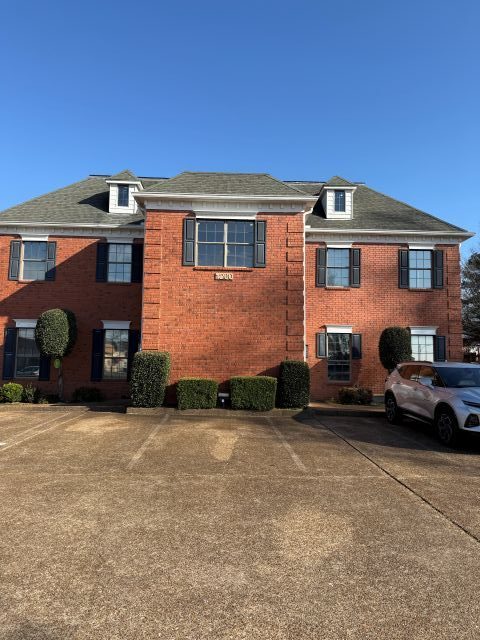 Sycamore front small